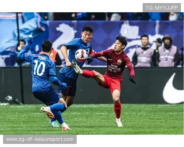 1-0！一场小胜让中超争冠要乱，申花胜深圳！成都掉队海港2分领跑